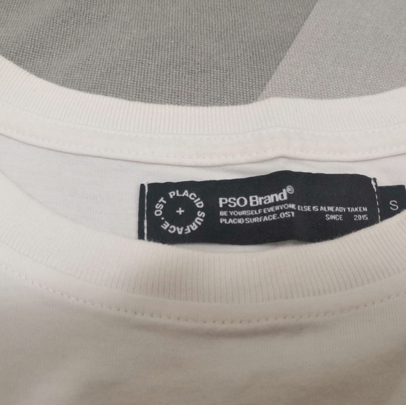 t shirt - Picture 1 of 5